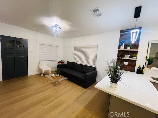 2037 S 3rd Street Property Photo 7