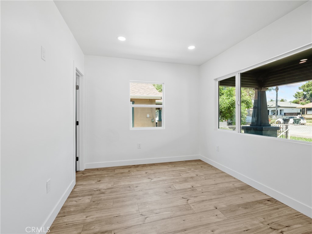 257 W 11th Street Property Photo 15