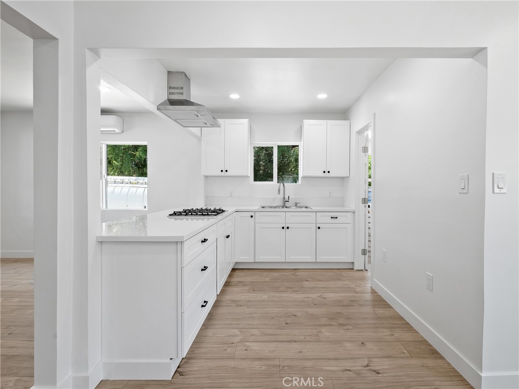 257 W 11th Street Property Photo 26