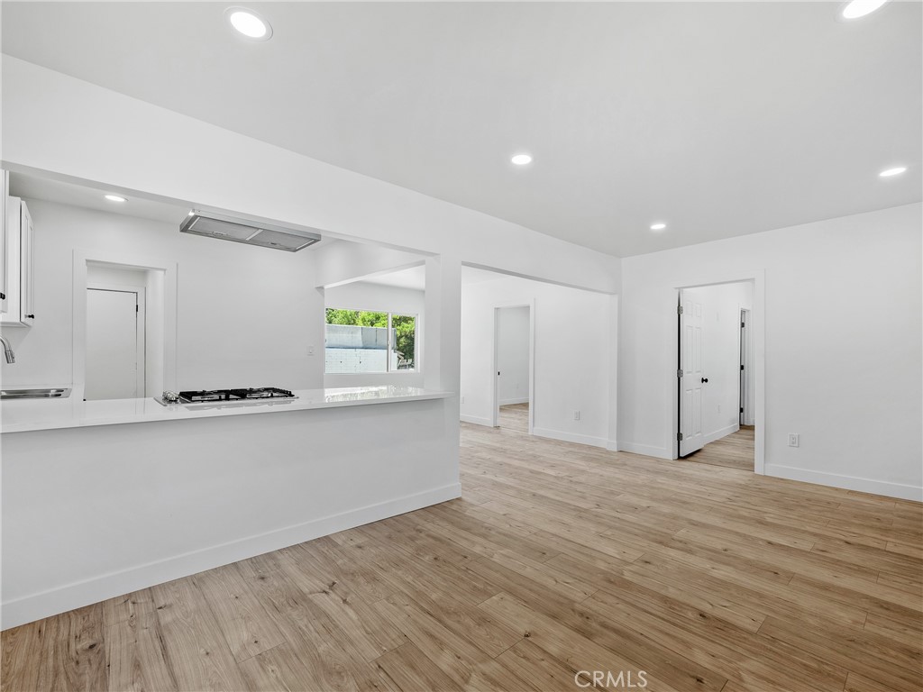 257 W 11th Street Property Photo 29