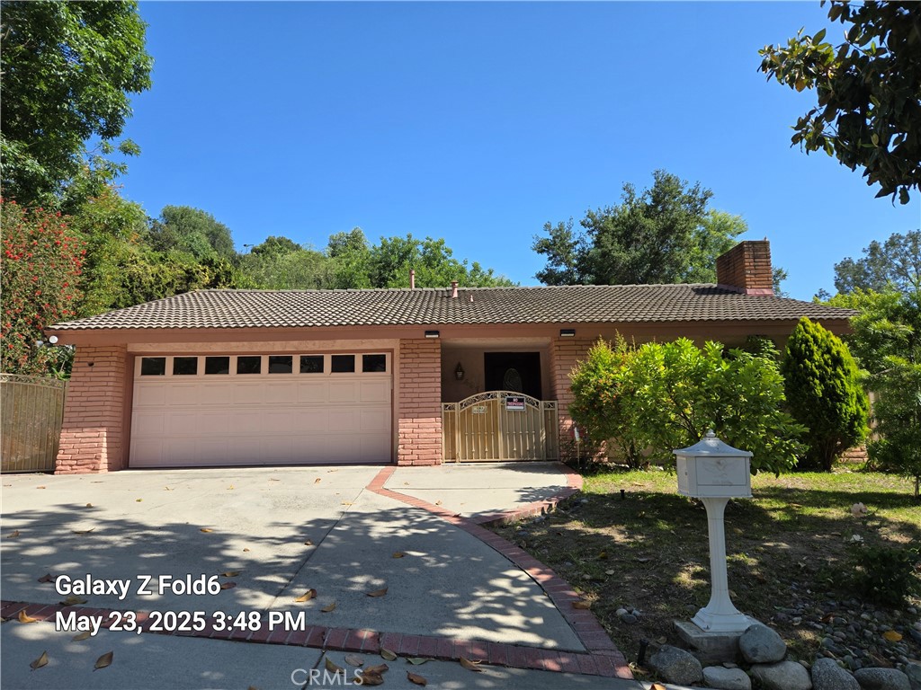 431 La Terraza Street Property Photo 1