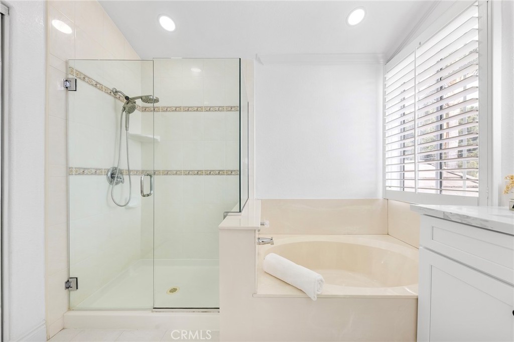 14121 Exeter Court Property Photo 37