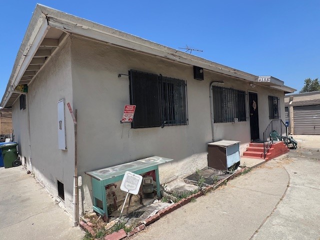 4357 Burns Avenue Property Photo 2