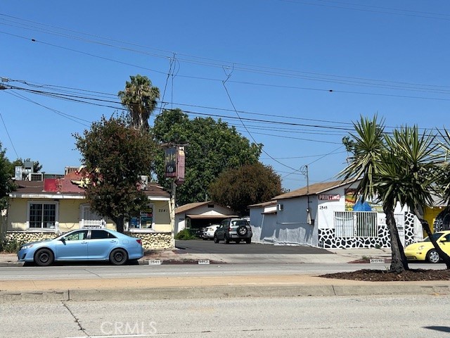 2541 Rosemead Boulevard Property Photo 3