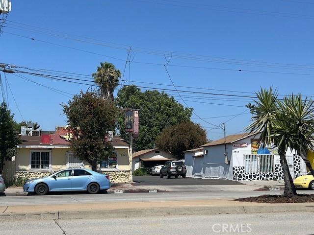 2541 Rosemead Boulevard Property Photo 5