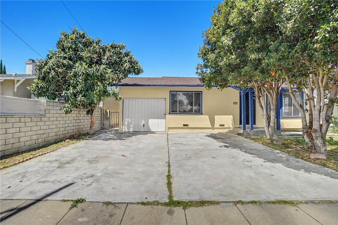 233 Russell Avenue Property Photo 1