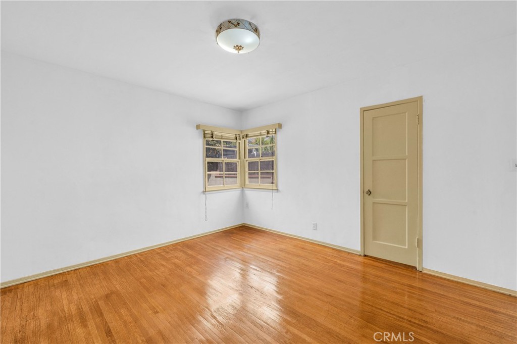 2121 Westminster Ave Property Photo 9