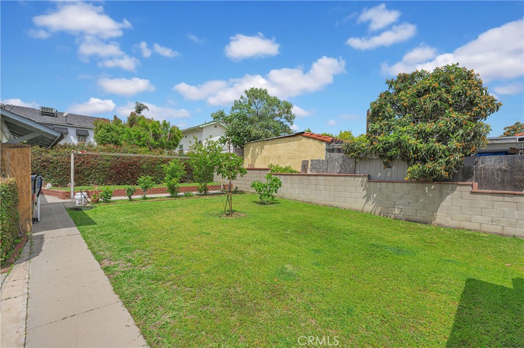 2121 Westminster Ave Property Photo 12