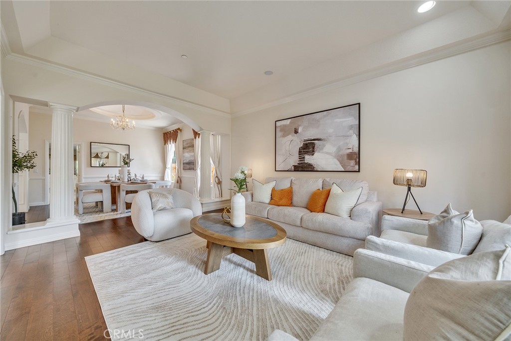 1768 Oakwood Avenue Property Photo 8