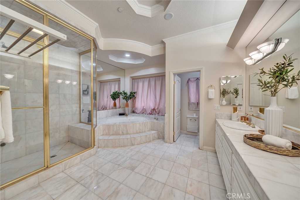 1768 Oakwood Avenue Property Photo 46
