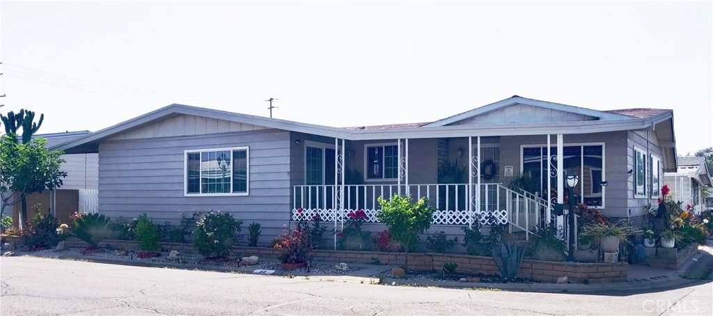 8509 Beverly 65 Property Photo 1