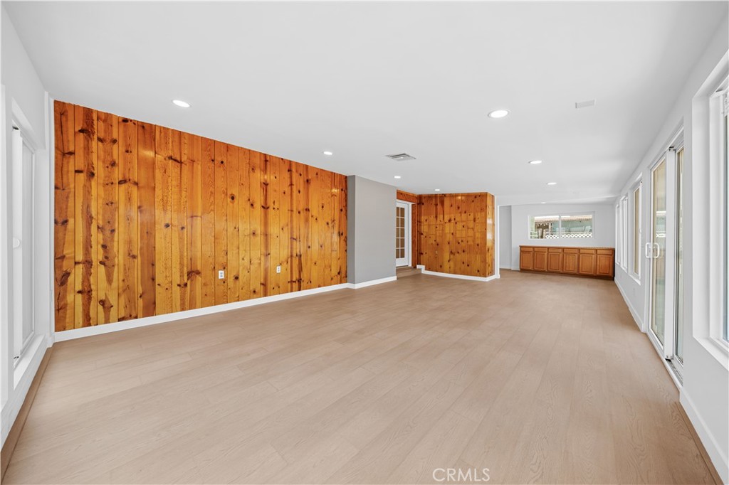 5030 Kauffman Avenue Property Photo 30