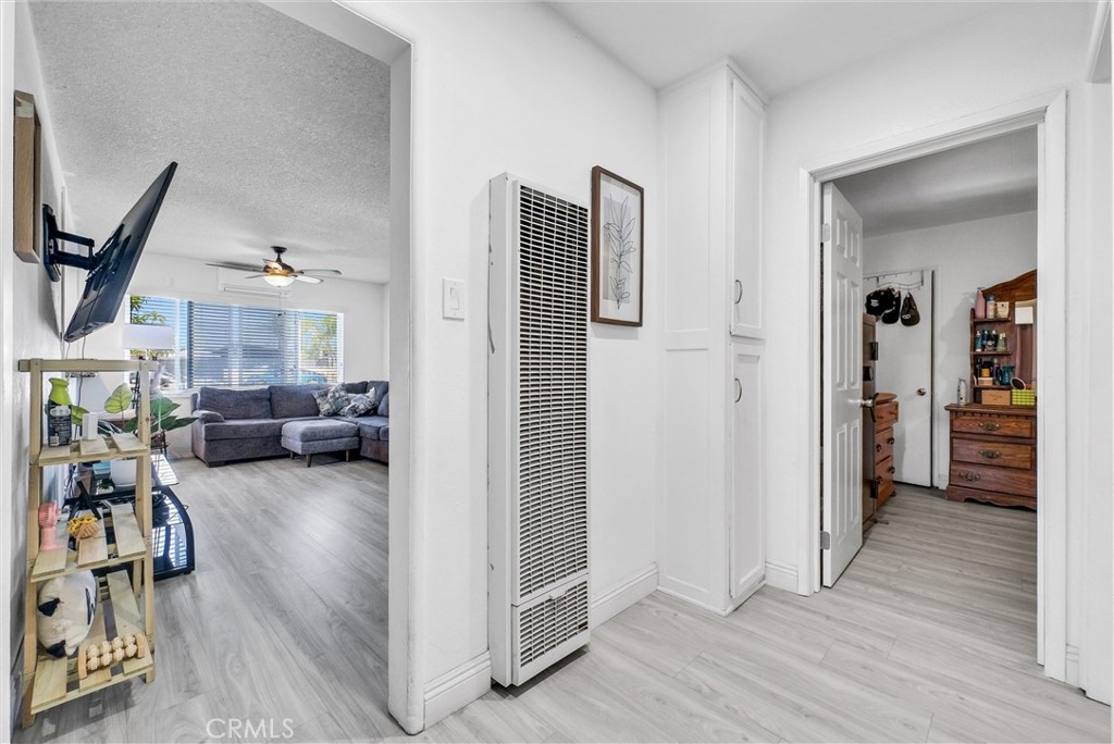 155 N Acacia Avenue Property Photo 18