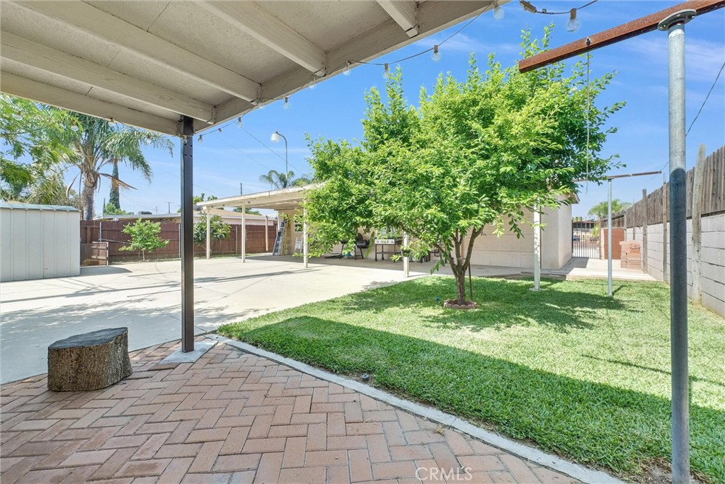 155 N Acacia Avenue Property Photo 25