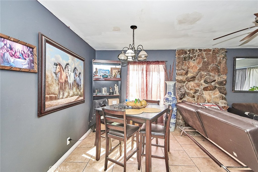 962 East Citrus Edge Street Property Photo 8