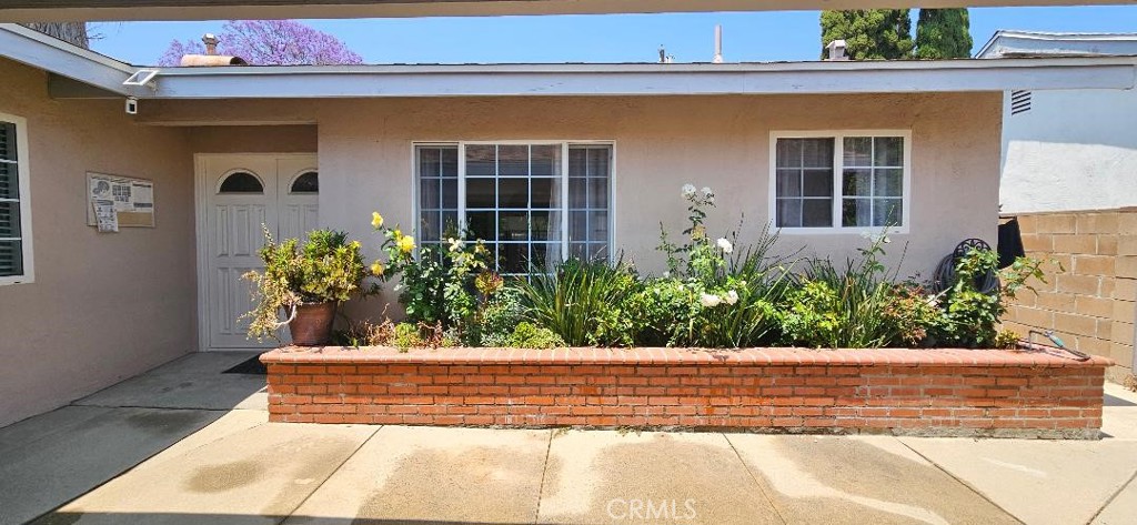 17441 Hiawatha Street Property Photo 1