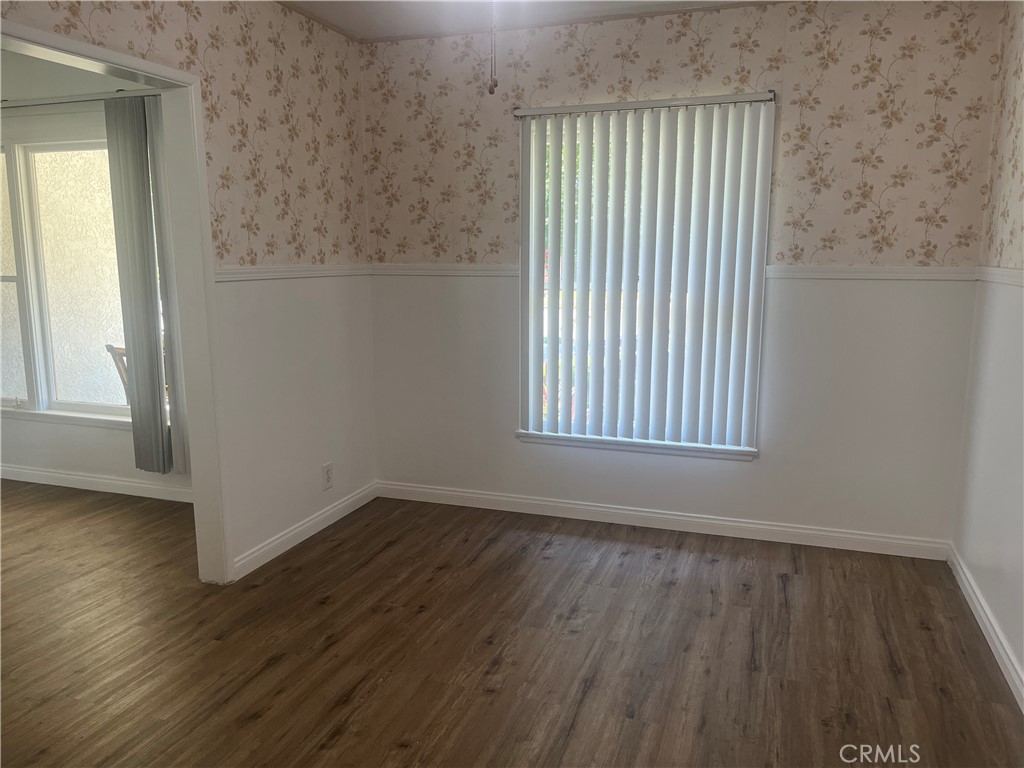 408 S Indiana Street Property Photo 3