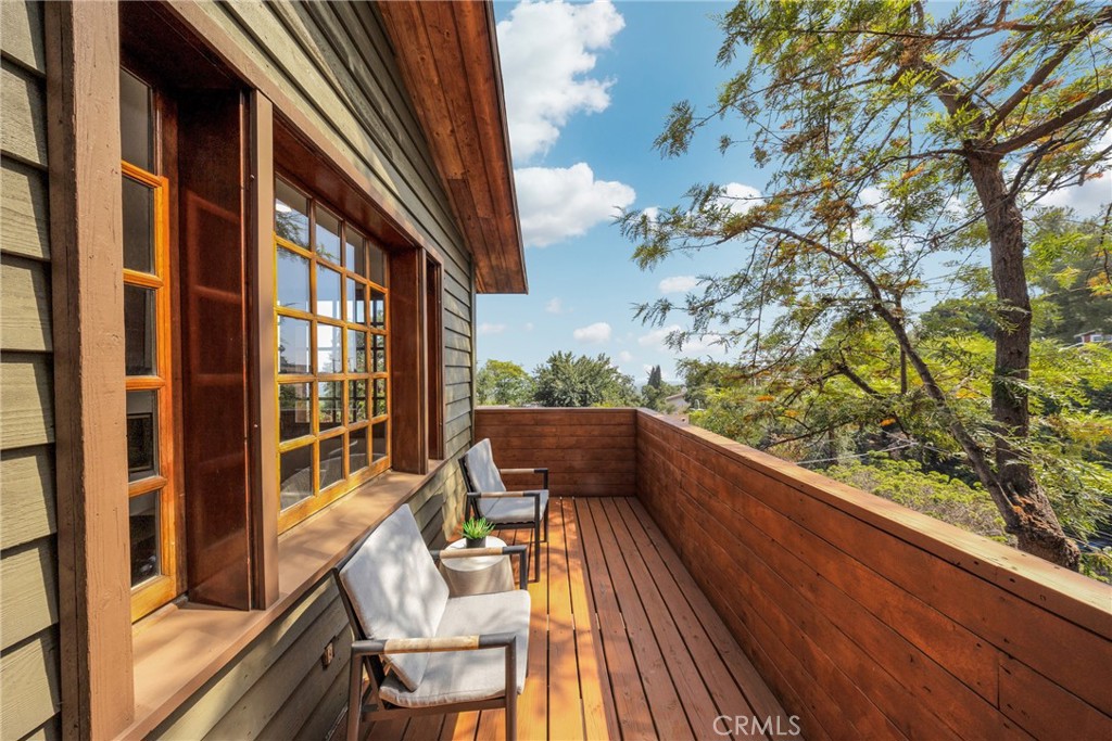 561 Alta Vista Drive Property Photo 21