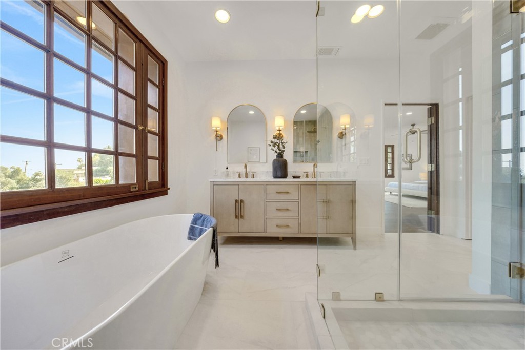 561 Alta Vista Drive Property Photo 25