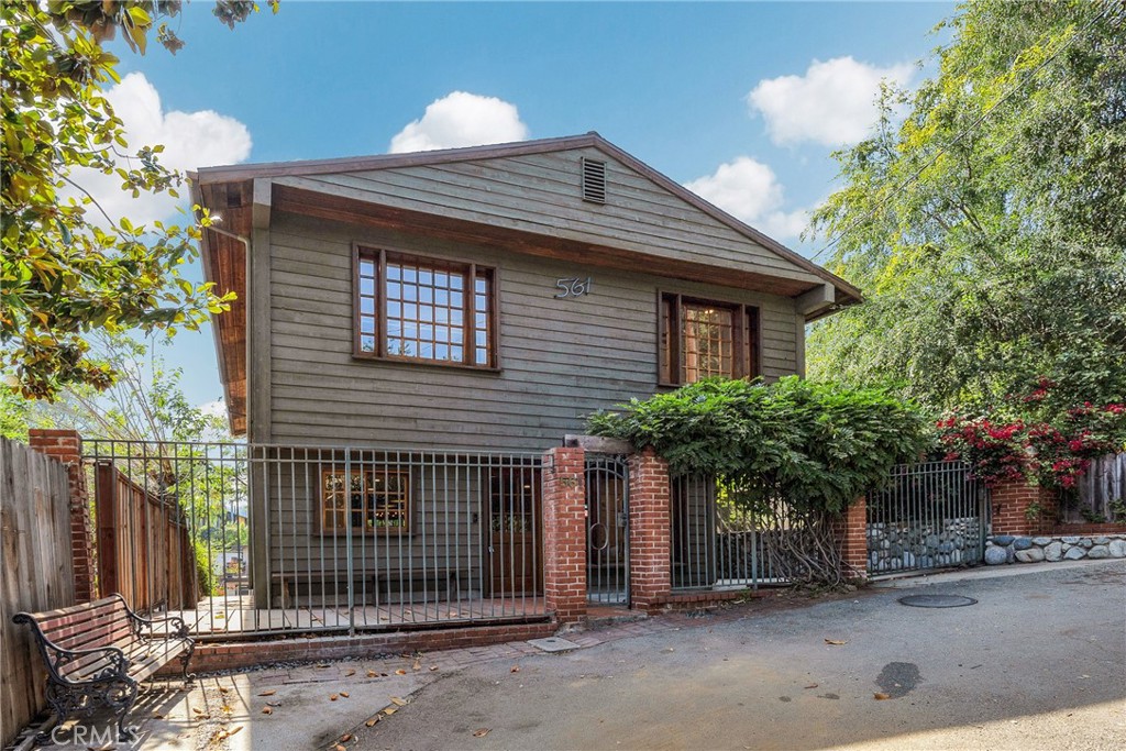 561 Alta Vista Drive Property Photo 41