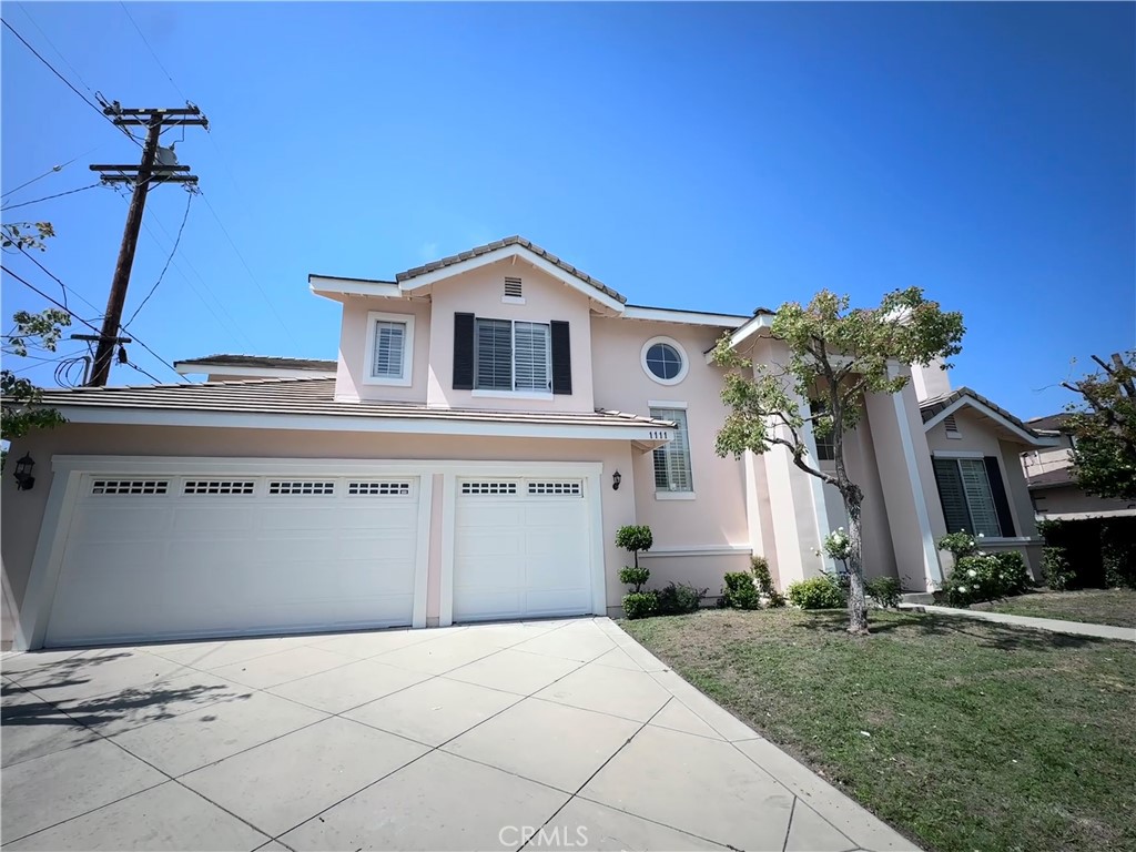 1111 E Longden Ave Property Photo 1