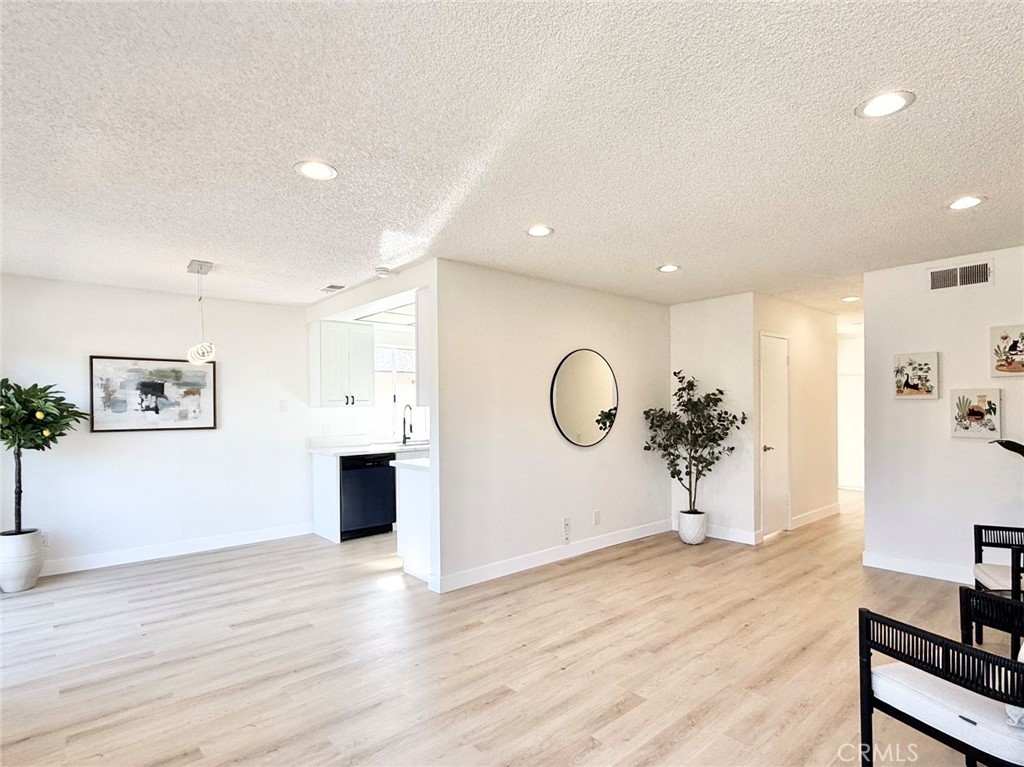 1850 Pritchard Way Property Photo 3