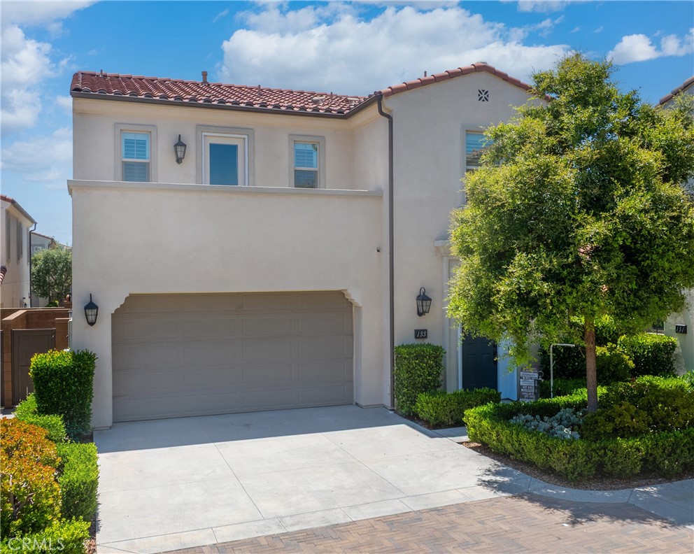 133 Hemisphere Property Photo 2