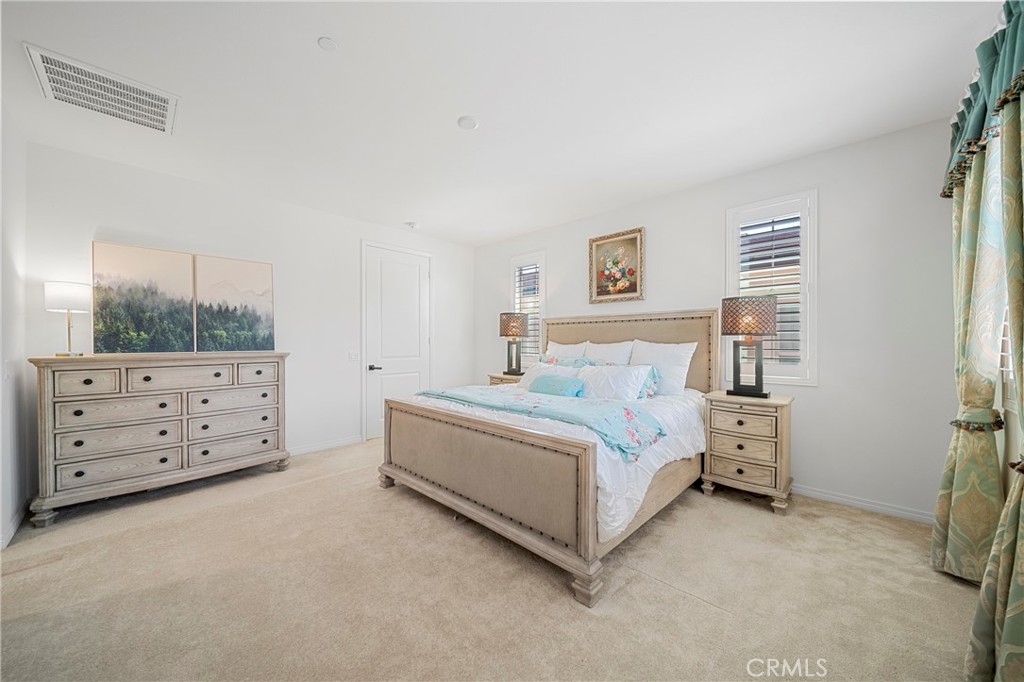 133 Hemisphere Property Photo 19