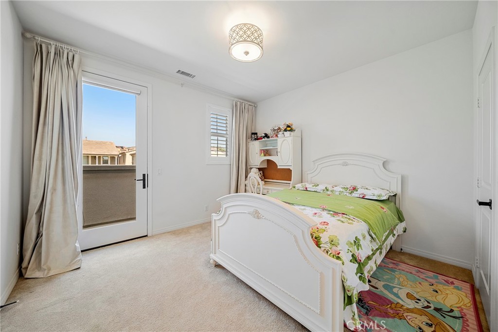 133 Hemisphere Property Photo 28