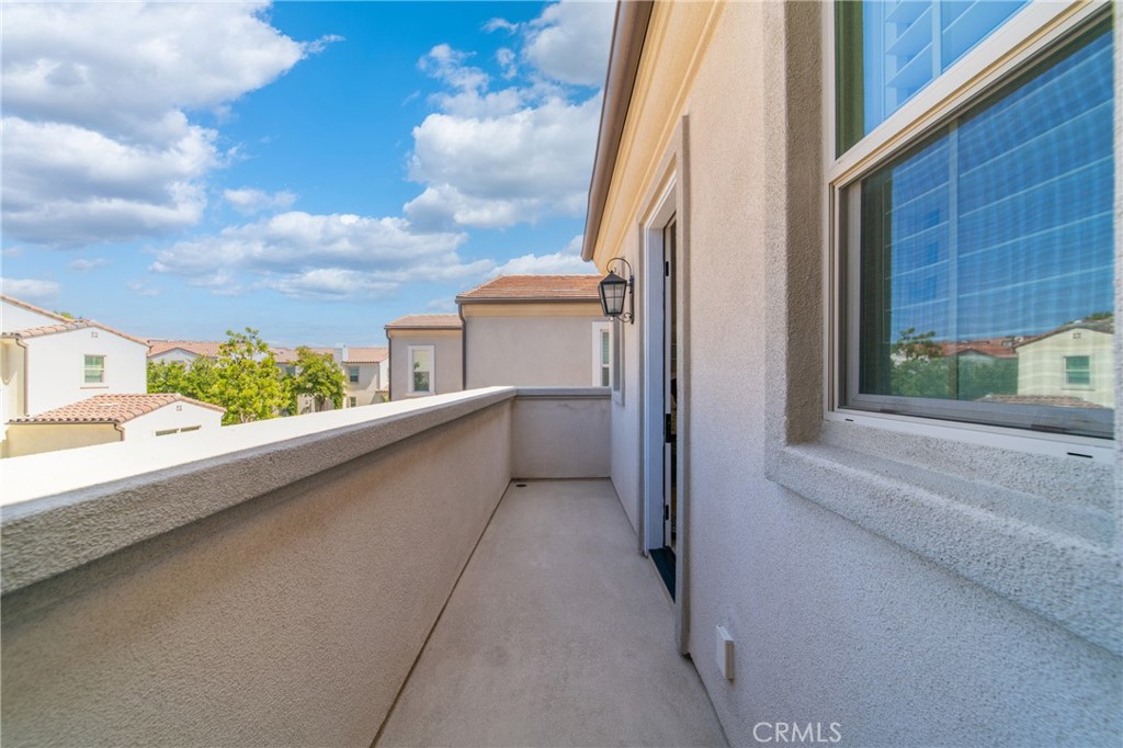 133 Hemisphere Property Photo 29