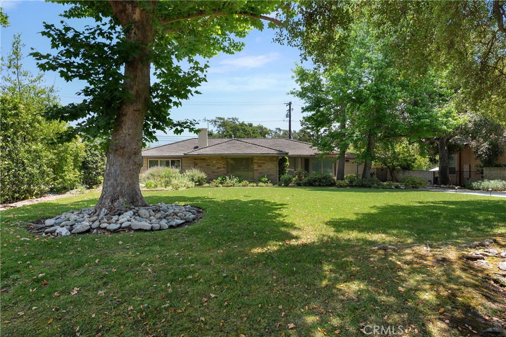 1626 Rodeo Road Property Photo 1