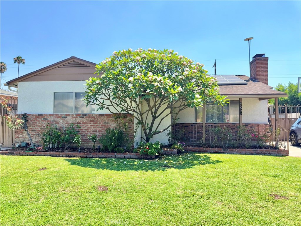 2528 Whitney Drive Property Photo 1