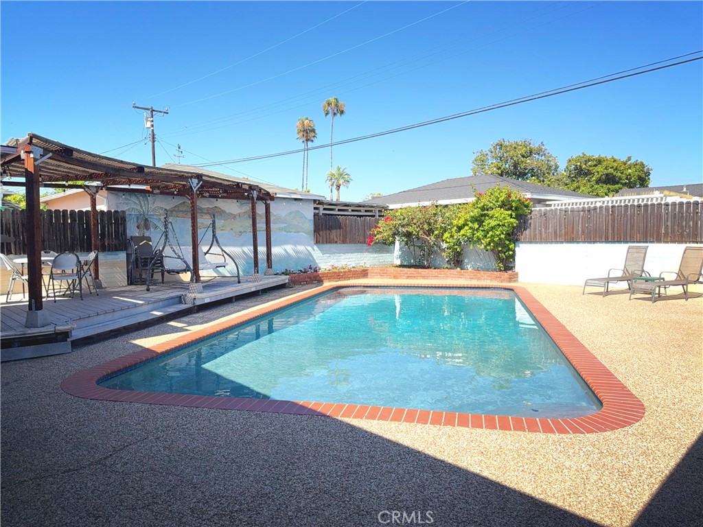 2528 Whitney Drive Property Photo 23