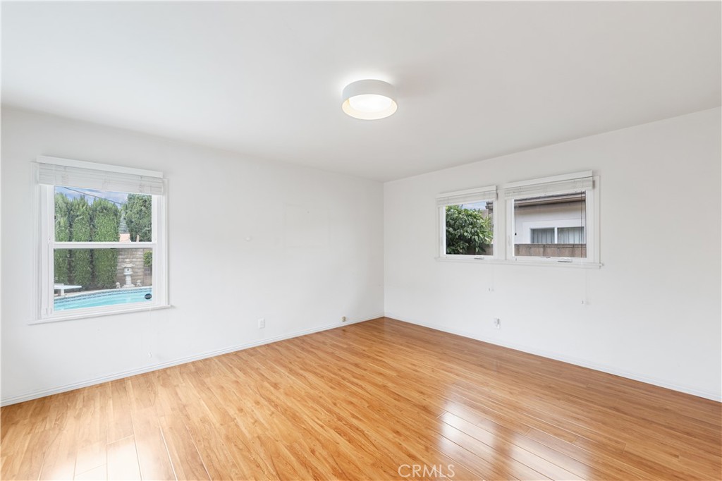 136 W Pamela Road Property Photo 11