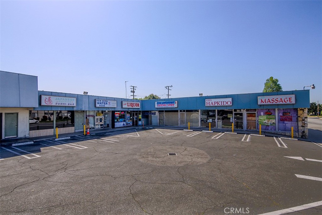 500 E Live Oak Avenue Property Photo 2