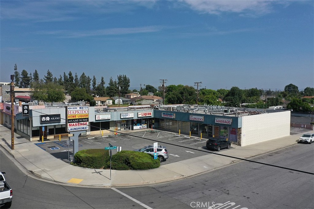 500 E Live Oak Avenue Property Photo 14