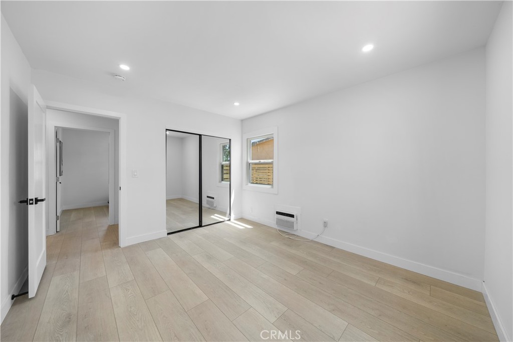 16082 Athol Street Property Photo 22