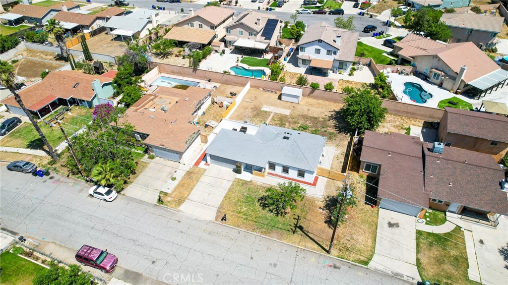 16082 Athol Street Property Photo 30