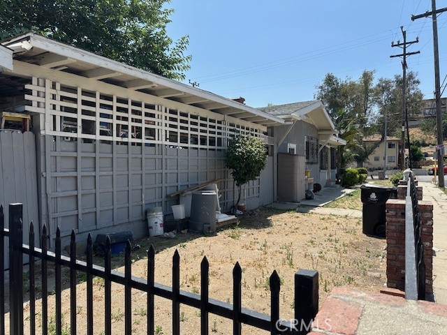 2132 Lincoln Park Avenue Property Photo 5