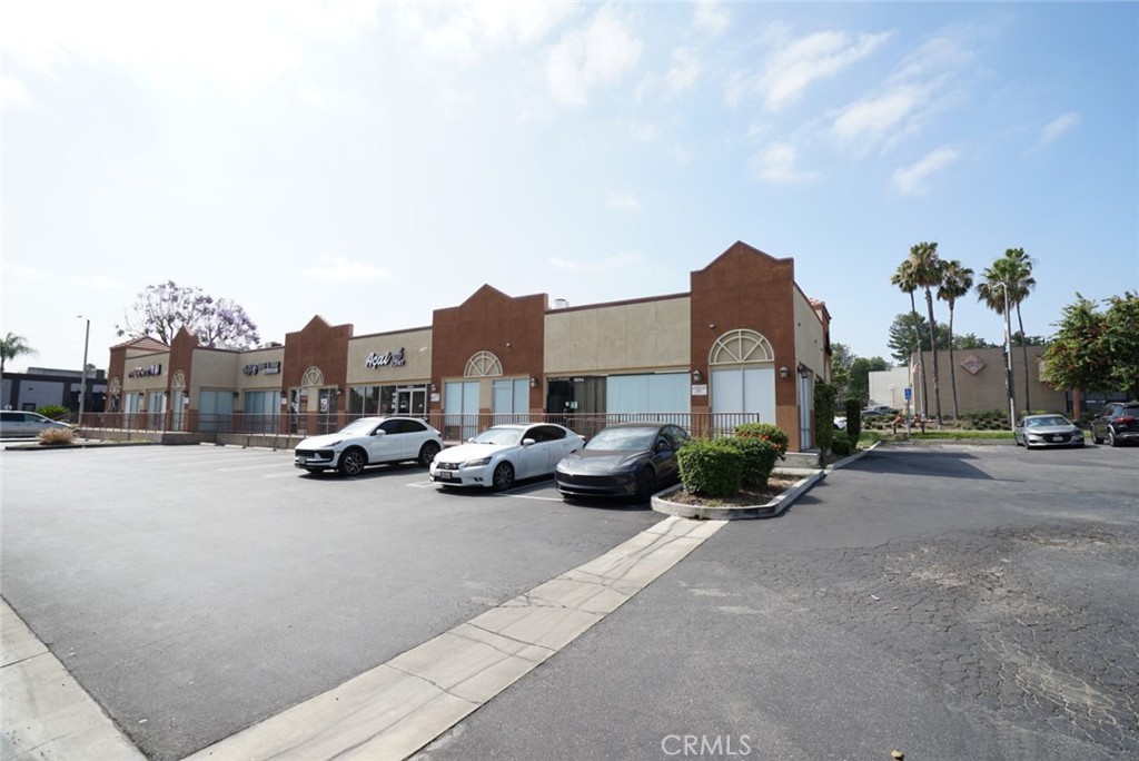 E Colima Road Property Photo 26