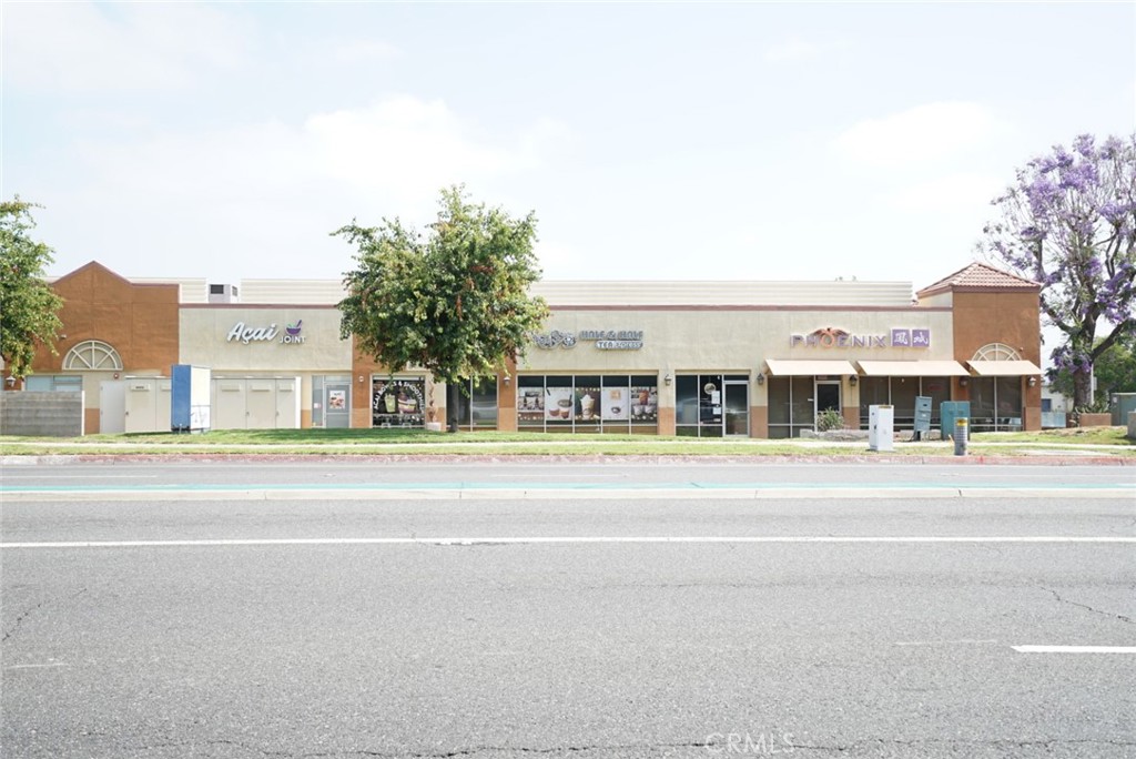 E Colima Road Property Photo 32