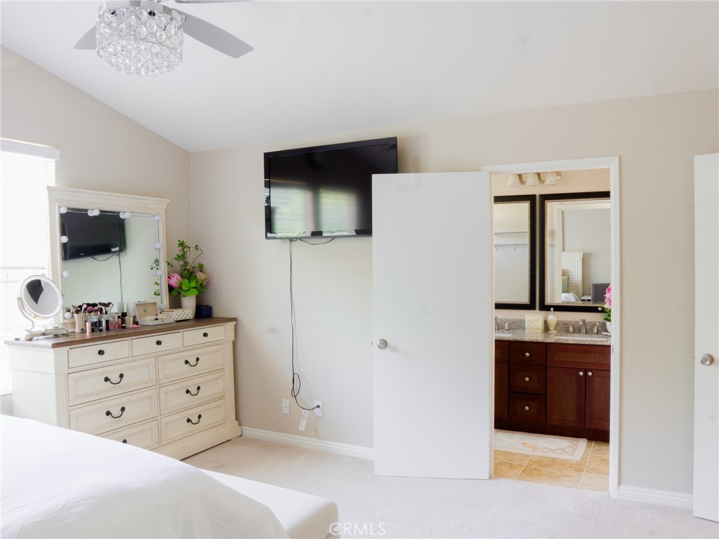 138 Greenhedge Lane Property Photo 15