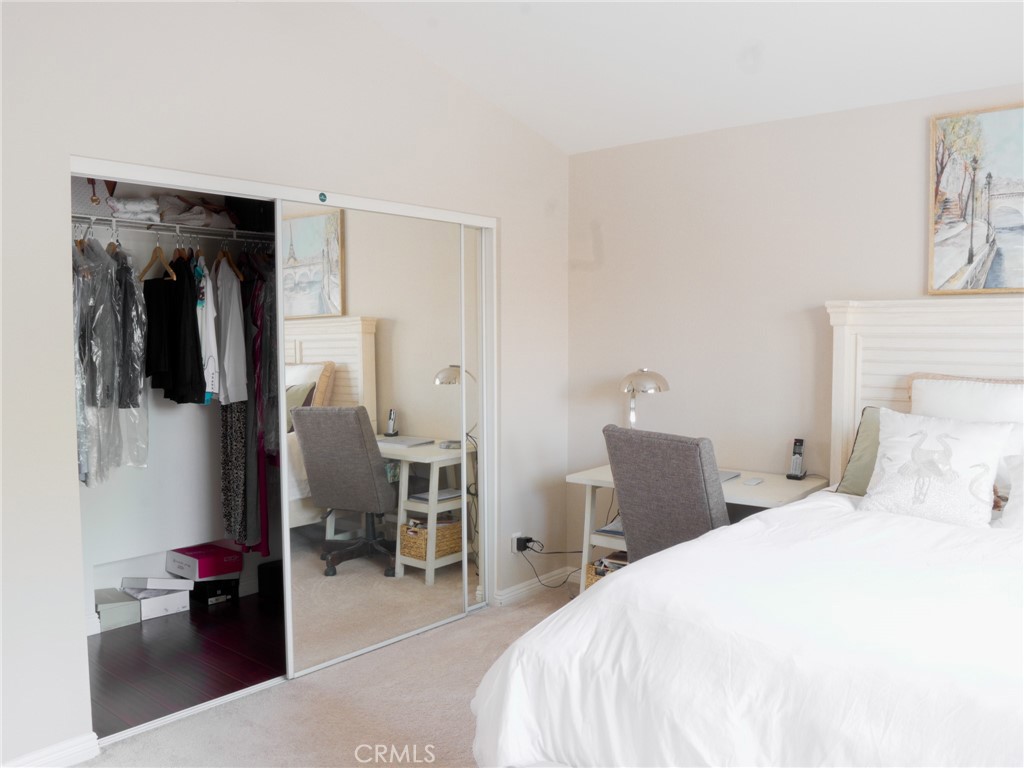 138 Greenhedge Lane Property Photo 16