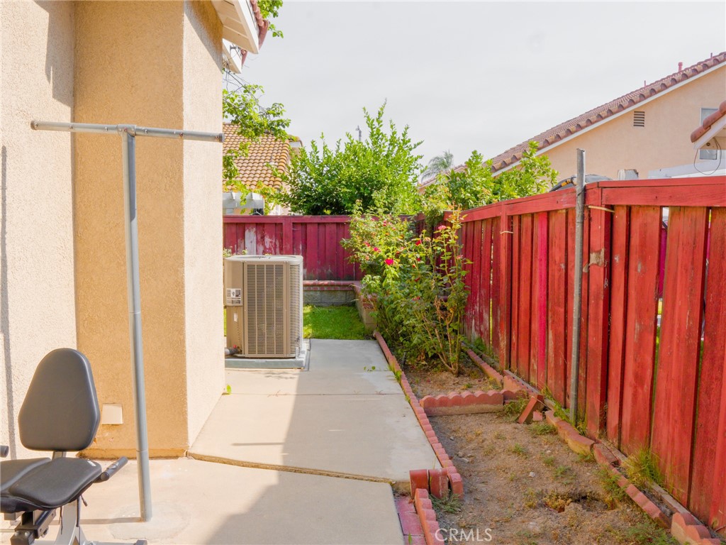 138 Greenhedge Lane Property Photo 28