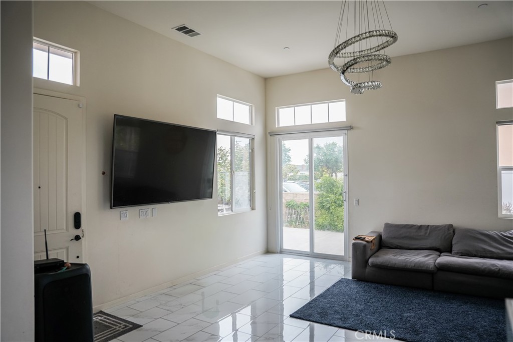 21125 Normandie Avenue Property Photo 5