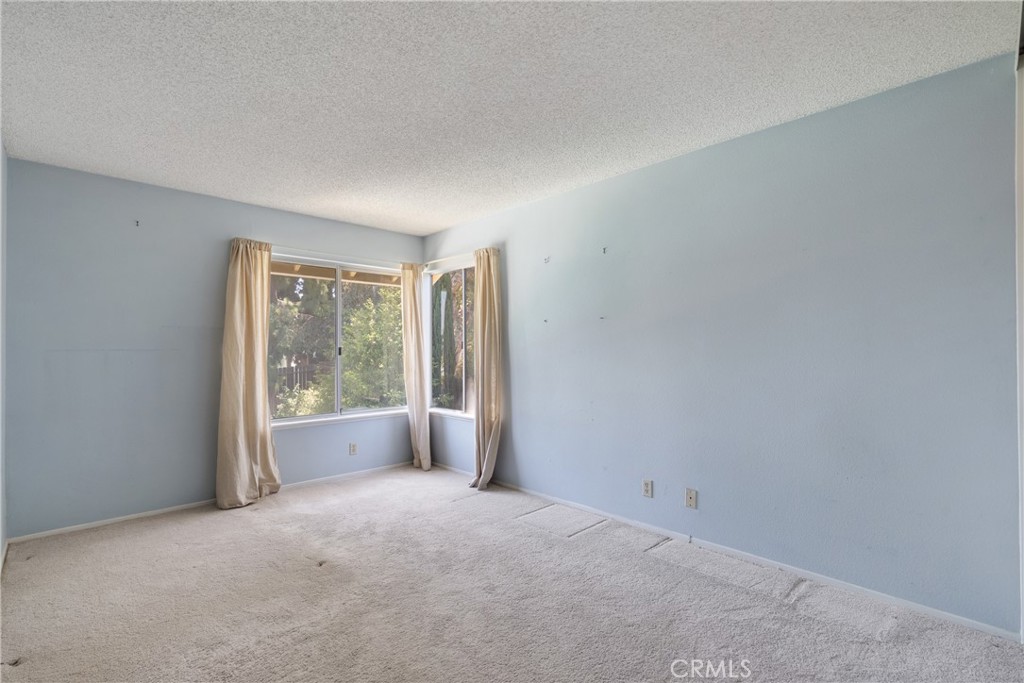 2258 Oldridge Drive Property Photo 20