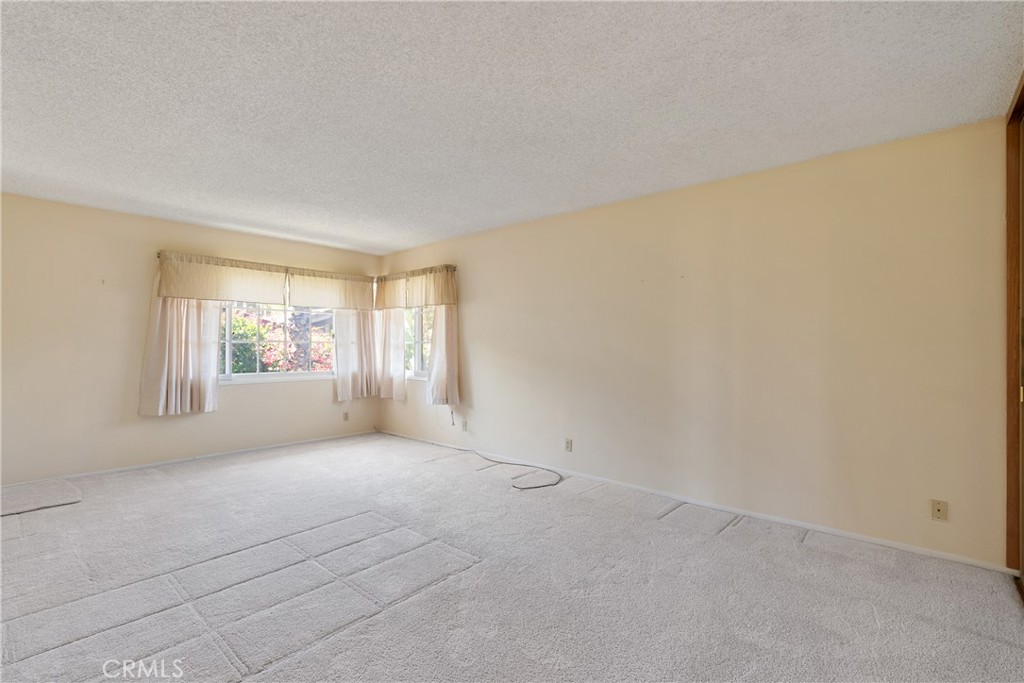 2258 Oldridge Drive Property Photo 23
