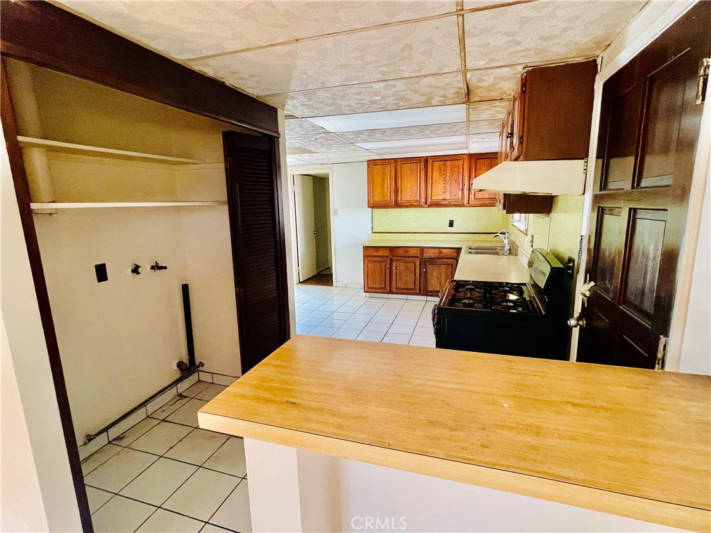 5809 Los Alamos Street Property Photo 4