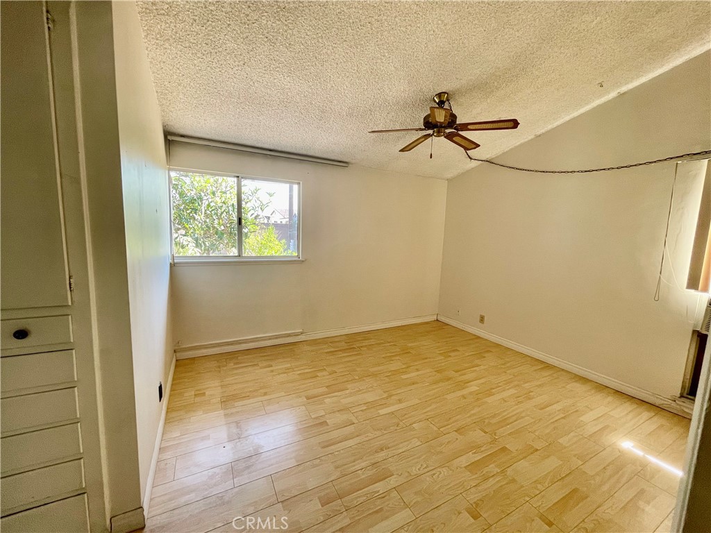 5809 Los Alamos Street Property Photo 11