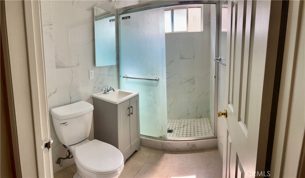 5809 Los Alamos Street Property Photo 13